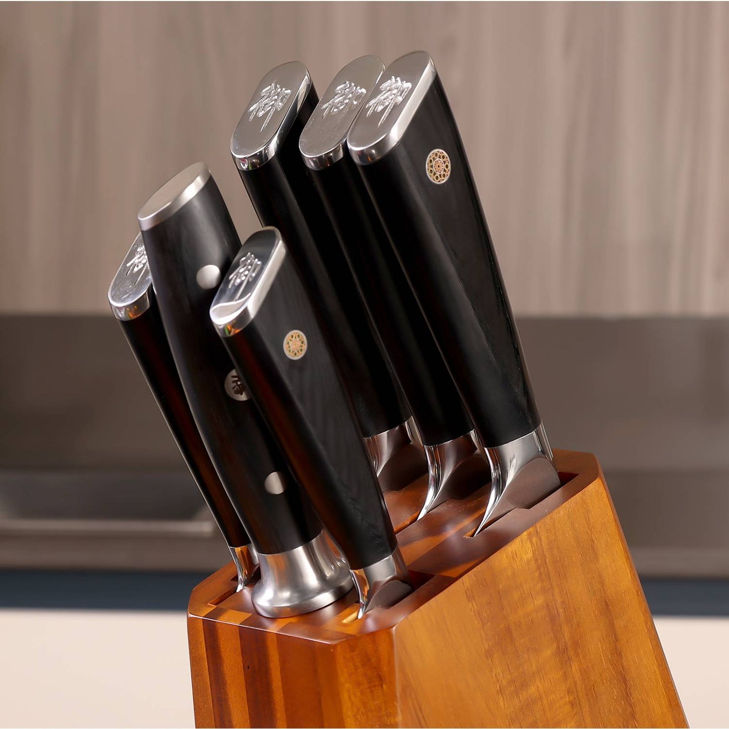 GYO 7-PCS Damascus Kitchen Knife Set With Block+MAGNETIC KNIFE BLOCK