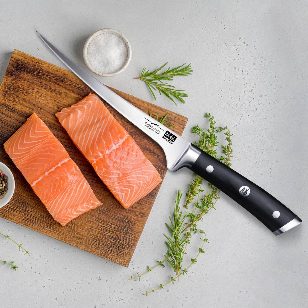 Classic 7" High Carbon Steel Fillet Knife++MAGNE TICKNIFE HOLDER