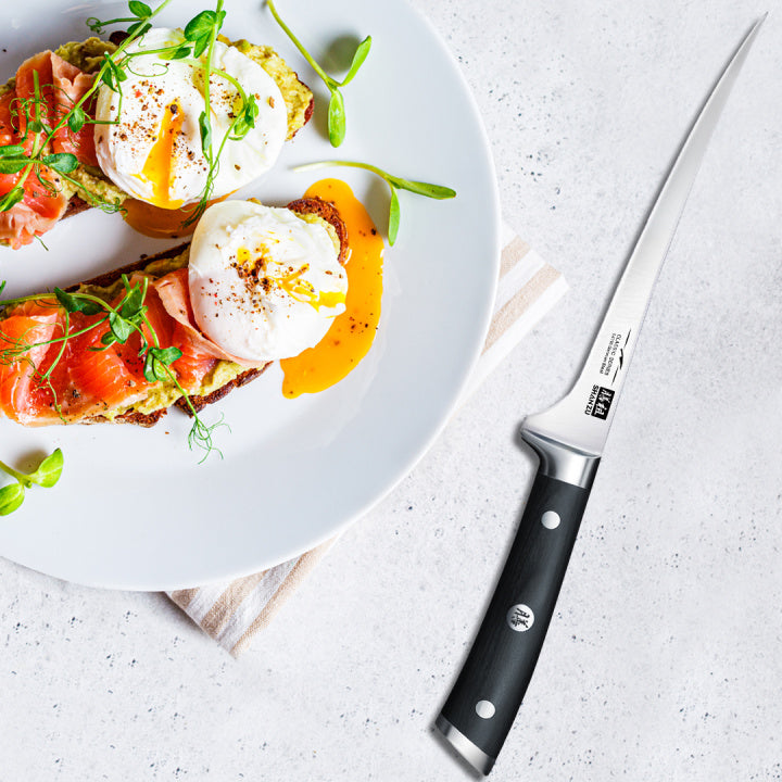 Classic 7" High Carbon Steel Fillet Knife++MAGNE TICKNIFE HOLDER